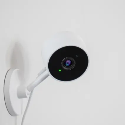 Caméra intérieure intelligente Hombli avec Wi-Fi 2