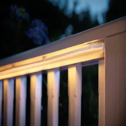 Philips Hue lightstrip outdoor - wit en gekleurd licht - 2m 6