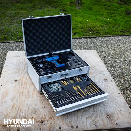 Set de perceuse rechargeable Hyundai 18 V 276 pièces dans un coffret 6