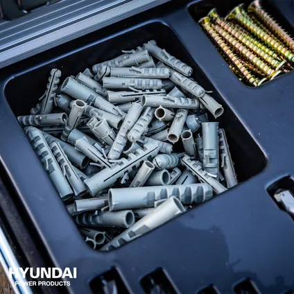 Set de perceuse rechargeable Hyundai 18 V 276 pièces dans un coffret 9