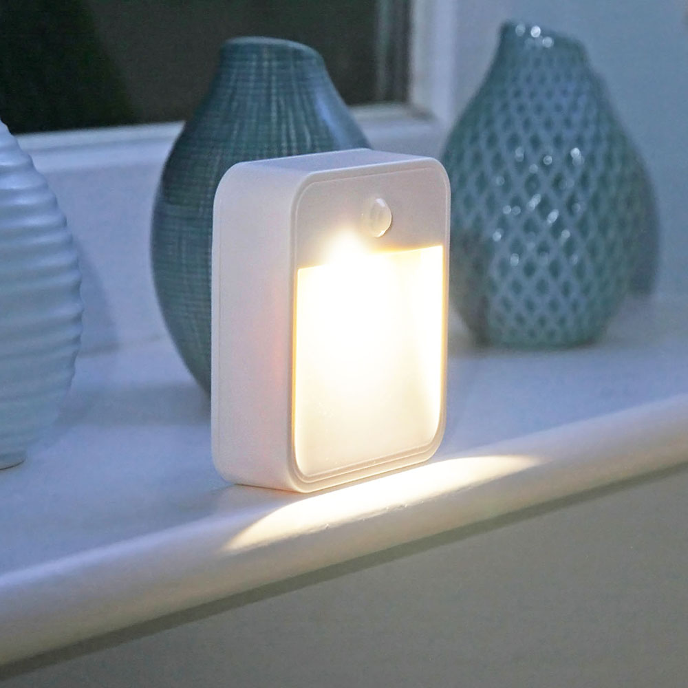 mooi compact Lil Mr Beams beveiligingsverlichting Stick Anywhere Light-Amber LED