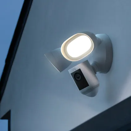 Caméra de surveillance extérieure Ring Floodlight blanc 3