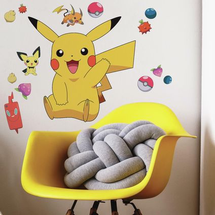 RoomMates muursticker Pokemon Pikachu