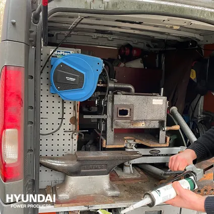 Hyundai stroomhaspel 15 meter - Kabelhaspel automatisch - Incl. draaibare muurbevestiging 6