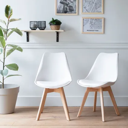 Set van 2 witte NORA Scandinavische stoelen met kussen 2