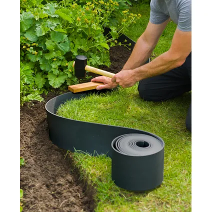 Nature borderrand geschikt voor tuin -PE, dikte 3 mm, zwart - H7,5 cm x 10 m 3