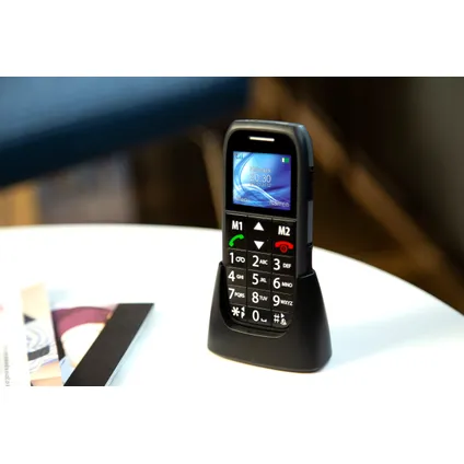 Fysic FM-7500 Mobiele telefoon senioren met SOS paniekknop, zwart 6