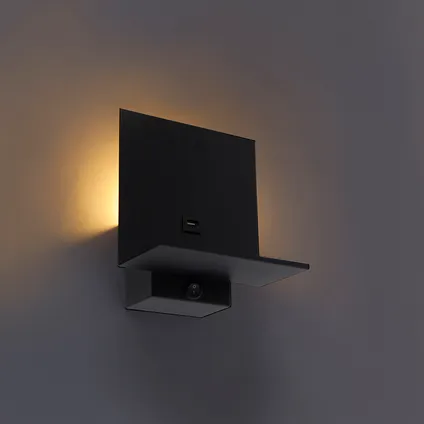 QAZQA Moderne wandlamp zwart incl. USB-aansluiting - Flero 2