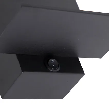 QAZQA Moderne wandlamp zwart incl. USB-aansluiting - Flero 8
