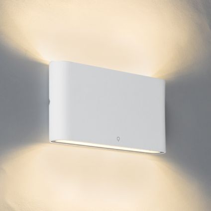 QAZQA Moderne buiten wandlamp wit 17,5 cm incl. LED IP65 - Batt