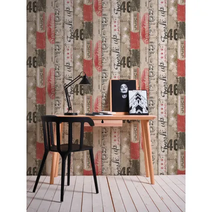 A.S. Création behangpapier vintage sloophout planken beige, rood en zwart 4
