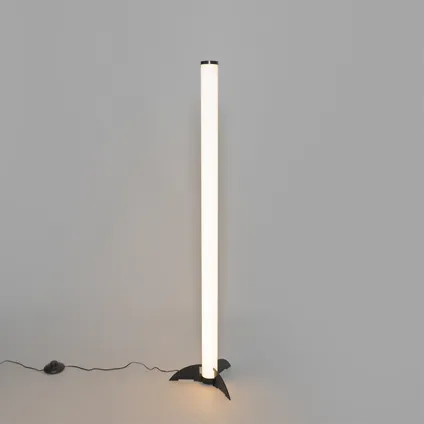 QAZQA Design vloerlamp zwart incl. LED met afstandsbediening - Bomba 9