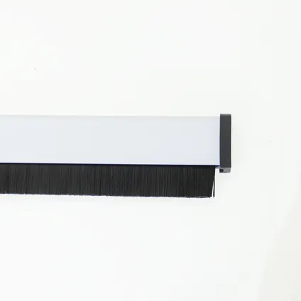 Profil de ferme-porte autocollant blanc avec brosse 42mm 1m 4