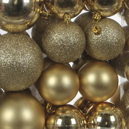 46x stuks kunststof kerstballen goud 4, 6 en 8 cm 2