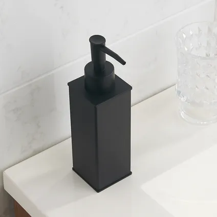 VDN Stainless Pompe à savon - Distributeur de savon - Pompe à savon sur pied - Noir - Carrée - Acier inoxydable 5