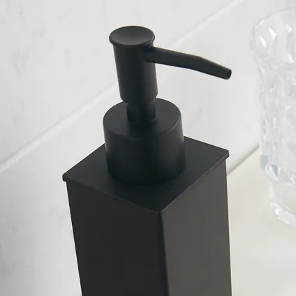 VDN Stainless Pompe à savon - Distributeur de savon - Pompe à savon sur pied - Noir - Carrée - Acier inoxydable 6