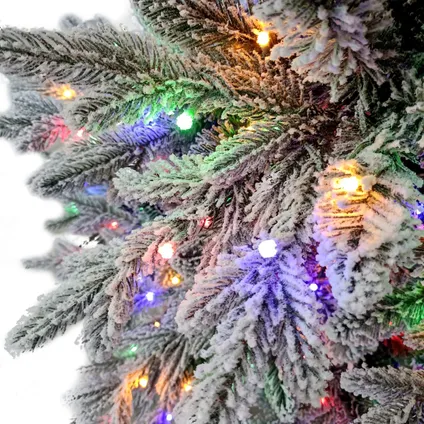 Wintervalley Trees - Kunstkerstboom George met LED verlichting - 240x148cm - Besneeuwd 5