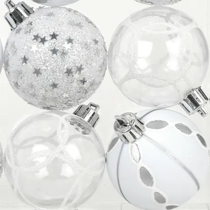 Inge Christmas Goodz kerstballen 9x - 6 cm -kunststof -zilver/wit 2