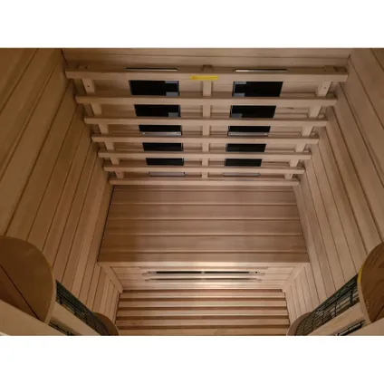 Health Company 2 saunas infrarouges met Full Spectrum stralers - Hemlock 2