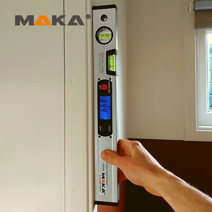 MAKA Digitale Waterpas - 400mm - Magnetisch - Incl. Batterijen 6