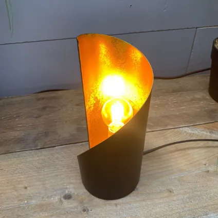 Industriële Tafellamp Frank - Zwart en Goud - Metaal 4