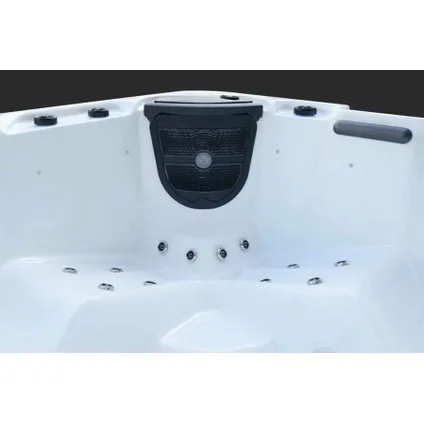 Relax spa - 5 personnes - Plug & Play 4