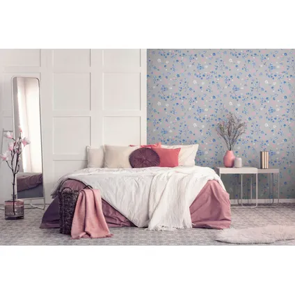 Livingwalls behang bloemmotief grijs, blauw, roze en wit - 53 cm x 10,05 m 2