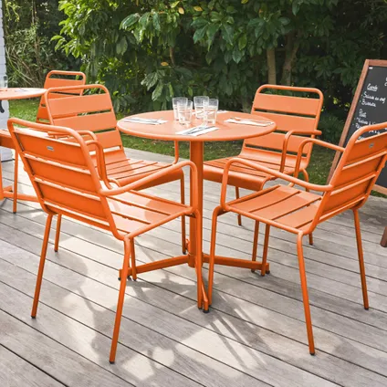Ensemble table de jardin et 4 fauteuils métal Oviala Palavas orange 3