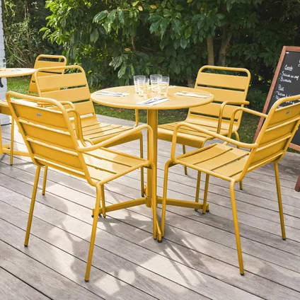 Ensemble table de jardin et 4 fauteuils métal Oviala Palavas jaune 3