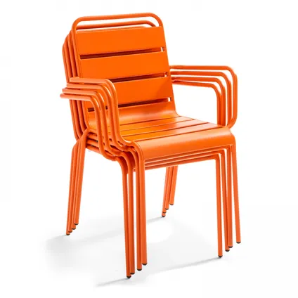 Oviala Opéra Samenstelling van een zwarte gelamineerde tuinset en 4 oranje stoelen 4
