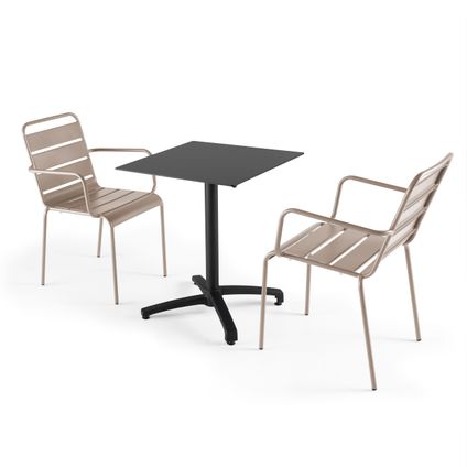 Ensemble table de jardin stratifié noir Oviala Opéra et 2 fauteuils taupe