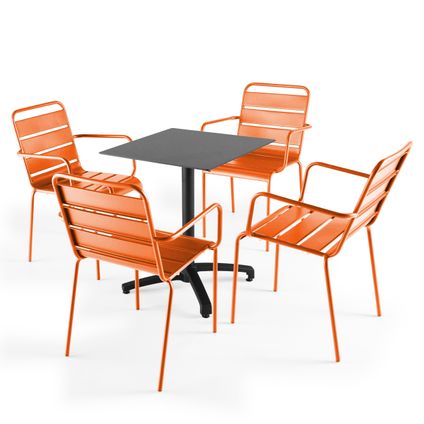 Oviala Leigrijze laminaat tuintafel en 4 oranje stoelen