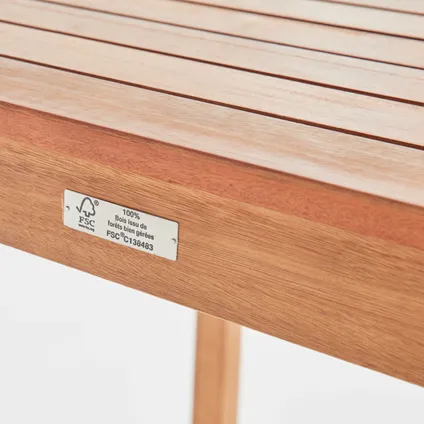 Table Oviala Sete et 2 chaises pliantes en bois d'eucalyptus 3