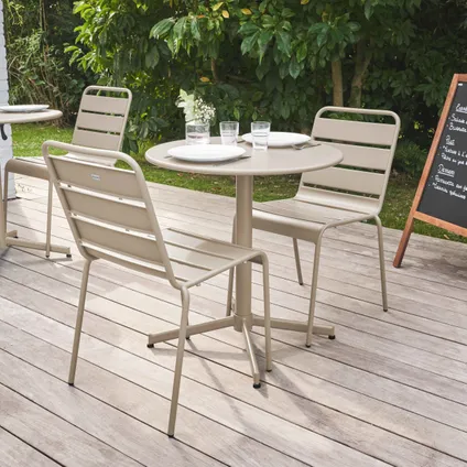 Oviala Palavas Set van een ronde tuin tafel en 2 taupe metalen stoelen 3