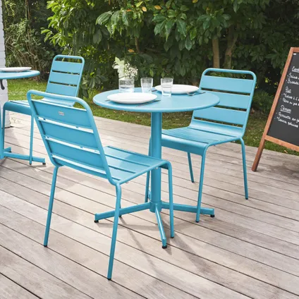Oviala Palavas Set van een ronde tuin tafel en 2 blauwe metalen stoelen 3