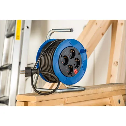 Brennenstuhl compact kabelhaspel blauw/zwart 15m H05VV-F 3G1,5 8