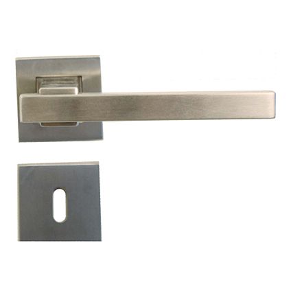 Linea Bertomani deurklinken '8388' met rozetten en sleutelplaten inox -2 stuks