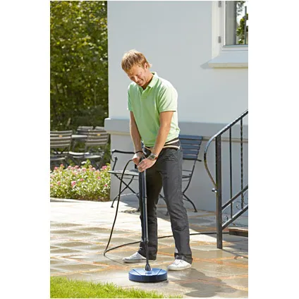 Nilfisk Compact Patio Cleaner 2
