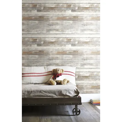 RoomMates zelfklevend behang Distressed Wood 5